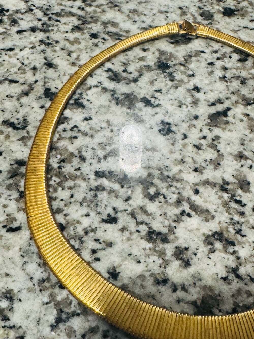 Vintage Gold Tone Omega Link Choker Necklace Collar - Picture 5 of 7